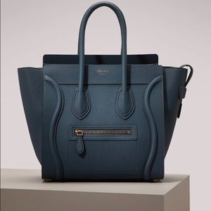 Meet your Posher, Miss